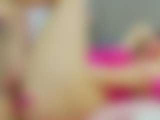 YanaMiana's Live Sex Cam Show