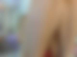 YanaMiana's Live Sex Cam Show