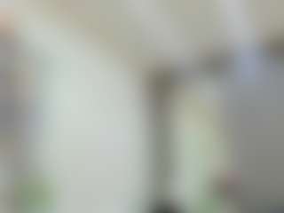 Live cam show with YanaMiana - Fingering on madthumbs
