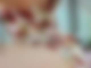 YanaMiana's Live Sex Cam Show
