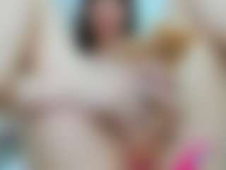 YanaMiana's Live Sex Cam Show