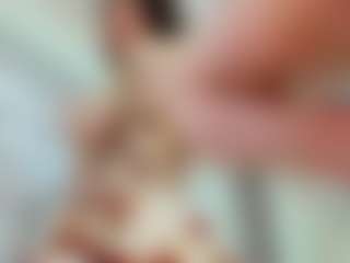 Live cam show with YanaMiana - Toys on TeamSkeetLive