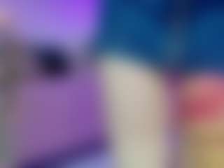 YanaMiana's Live Sex Cam Show