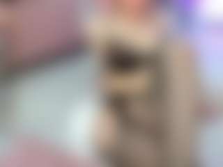 YanaMiana's Live Sex Cam Show