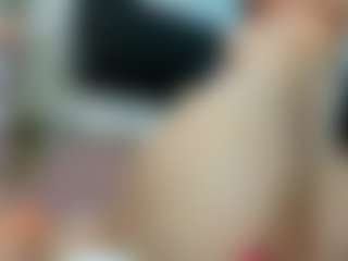 YanaMiana's Live Sex Cam Show