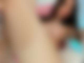 YanaMiana's Live Sex Cam Show