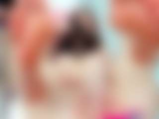 YanaMiana's Live Sex Cam Show
