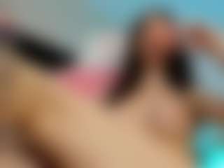 YanaMiana's Live Sex Cam Show
