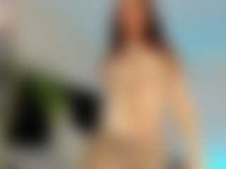 YanaMiana's Live Sex Cam Show