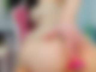 YanaMiana's Live Sex Cam Show