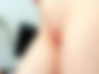 YanaMiana's Live Sex Cam Show
