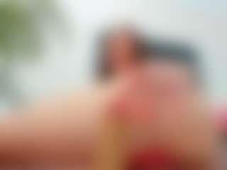 YanaMiana's Live Sex Cam Show