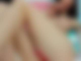 YanaMiana's Live Sex Cam Show