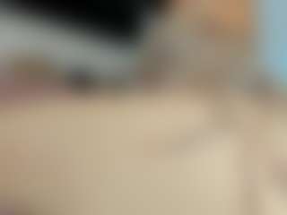 YanaMiana's Live Sex Cam Show