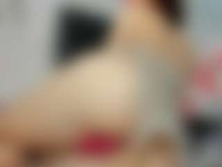 YanaMiana's Live Sex Cam Show