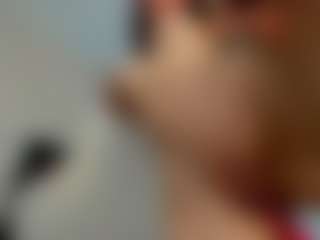 YanaMiana's Live Sex Cam Show