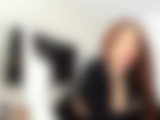 YanaMiana's Live Sex Cam Show