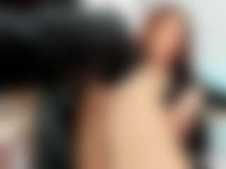 YanaMiana's Live Sex Cam Show