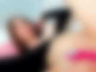 YanaMiana's Live Sex Cam Show
