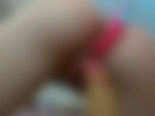 YanaMiana's Live Sex Cam Show