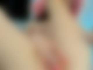 YanaMiana's Live Sex Cam Show