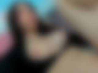 YanaMiana's Live Sex Cam Show