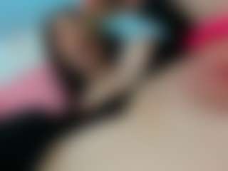YanaMiana's Live Sex Cam Show