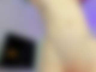 YanaMiana's Live Sex Cam Show