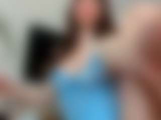 YanaMiana's Live Sex Cam Show