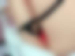 YanaMiana's Live Sex Cam Show