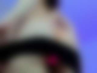 Live cam show with YanaMiana - Striptease Teen (18+) on Camsoda