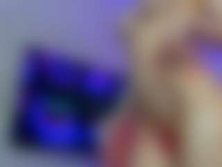 Live cam show with YanaMiana - Dildo Or Vibrator on CamwithHer