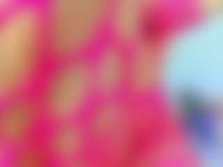 Live cam show with YanaMiana - Oil on Camsoda