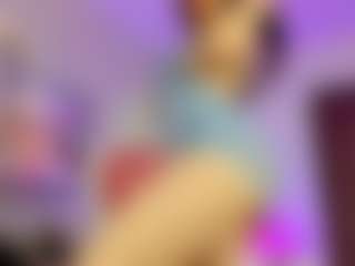 Live cam show with YanaMiana - Blonde Hair on Camsoda