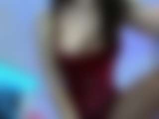 YanaMiana's Live Sex Cam Show