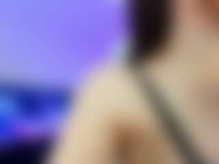 YanaMiana's Live Sex Cam Show