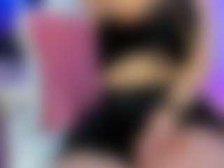 YanaMiana's Live Sex Cam Show