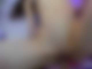 YanaMiana's Live Sex Cam Show