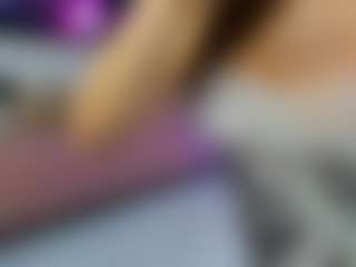YanaMiana's Live Sex Cam Show
