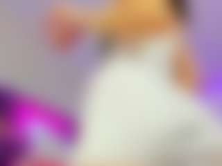 YanaMiana's Live Sex Cam Show