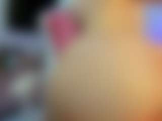 YanaMiana's Live Sex Cam Show