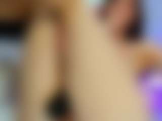 YanaMiana's Live Sex Cam Show