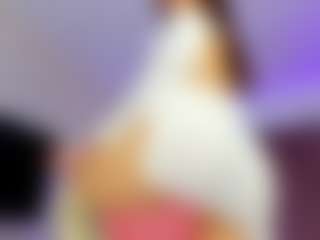 YanaMiana's Live Sex Cam Show