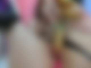 YanaMiana's Live Sex Cam Show
