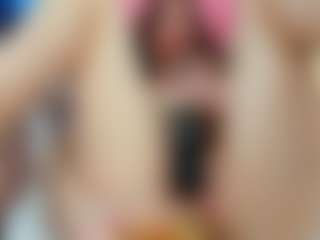 YanaMiana's Live Sex Cam Show