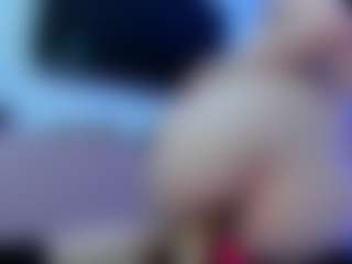 YanaMiana's Live Sex Cam Show