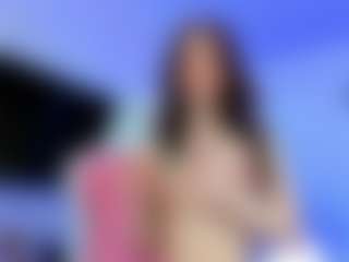 YanaMiana's Live Sex Cam Show