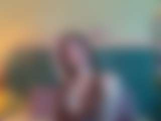 Live cam show with YanaMiana - Blonde Hair on Hubzter Live