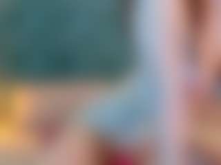YanaMiana's Live Sex Cam Show