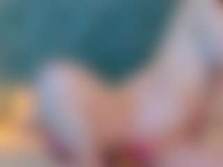 YanaMiana's Live Sex Cam Show
